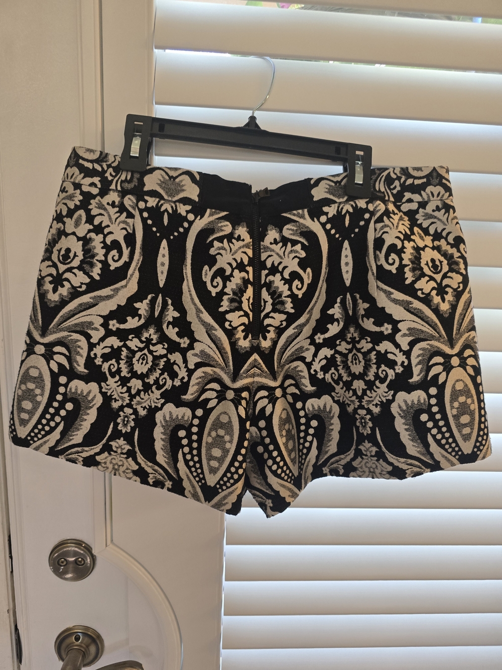 Alice + Olivia High-Waist Black and White Damask Jacquard Shorts